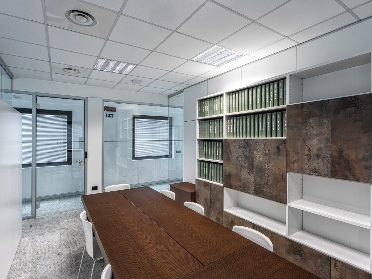 Realizzazione di uffici direzionali e operativi + sala break per Sylvie